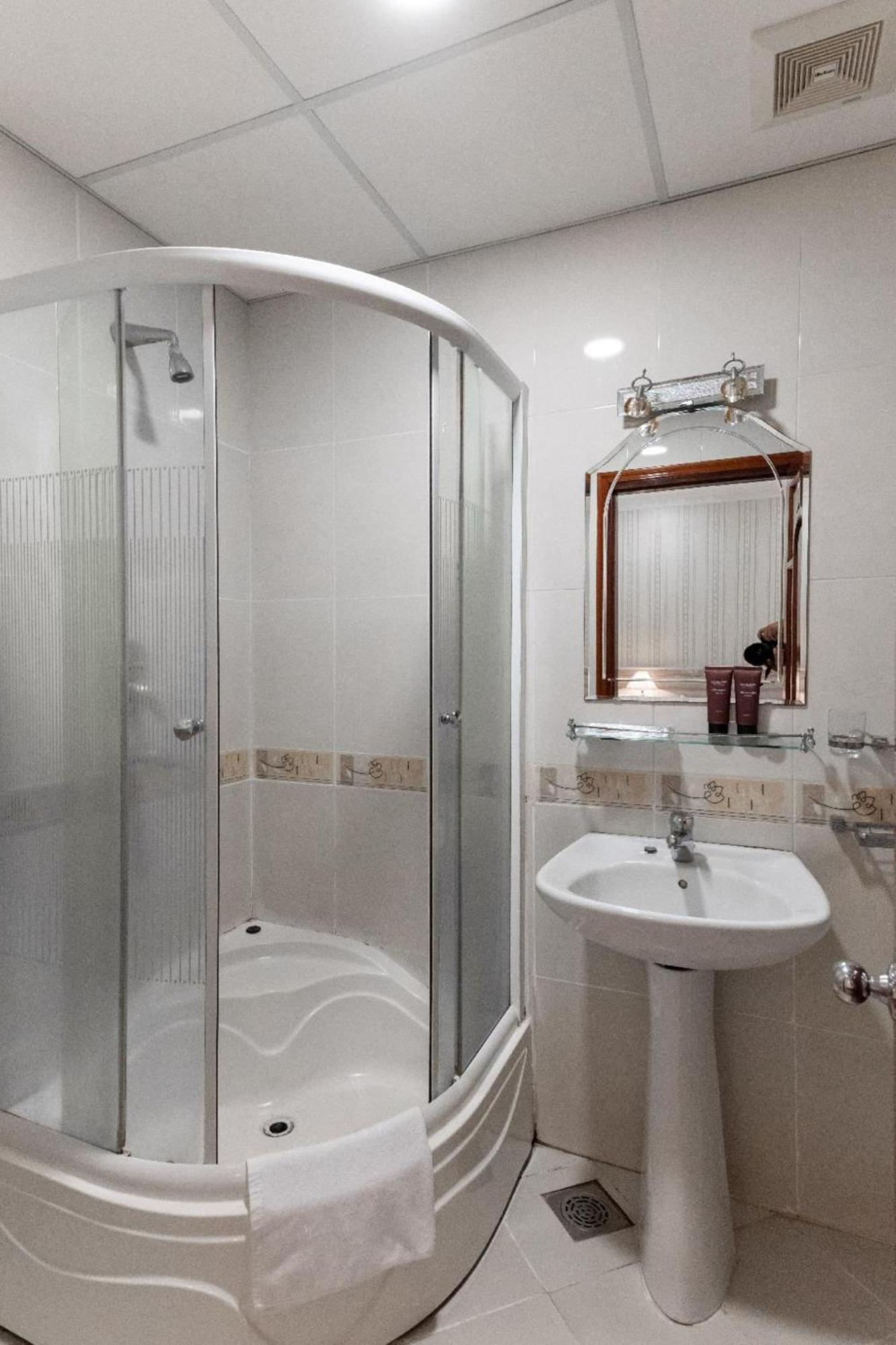 Ben Thanh Station Hotel โฮจิมินห์ซิตี้ ภายนอก รูปภาพ